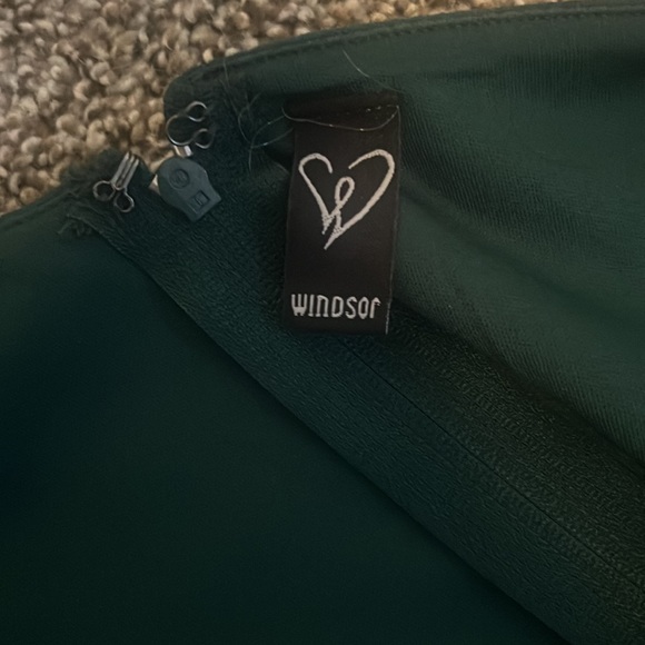 Green dress - Picture 2 of 2